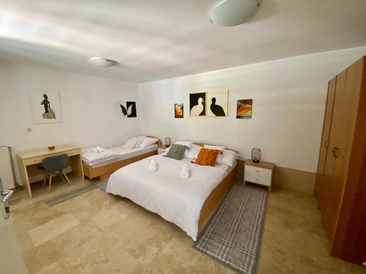 Ljudmila Doo Apartamento Banjole Exterior foto